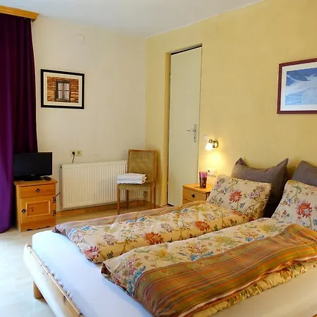 Gudrun Garni Apartment