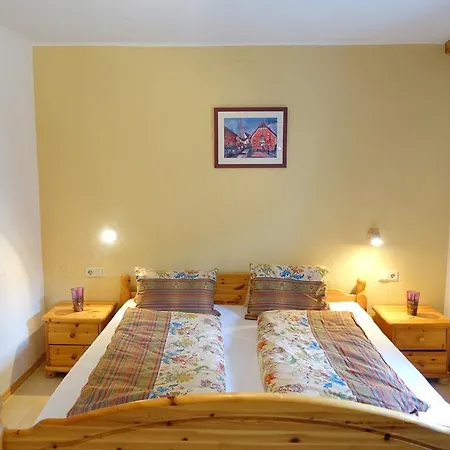 Gudrun Garni Apartment *