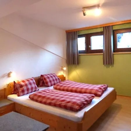 Apartment Gudrun Garni *